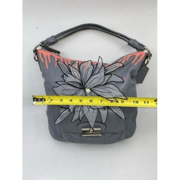 coach w hand customized by me street art gray cora - Picture 4 of 11